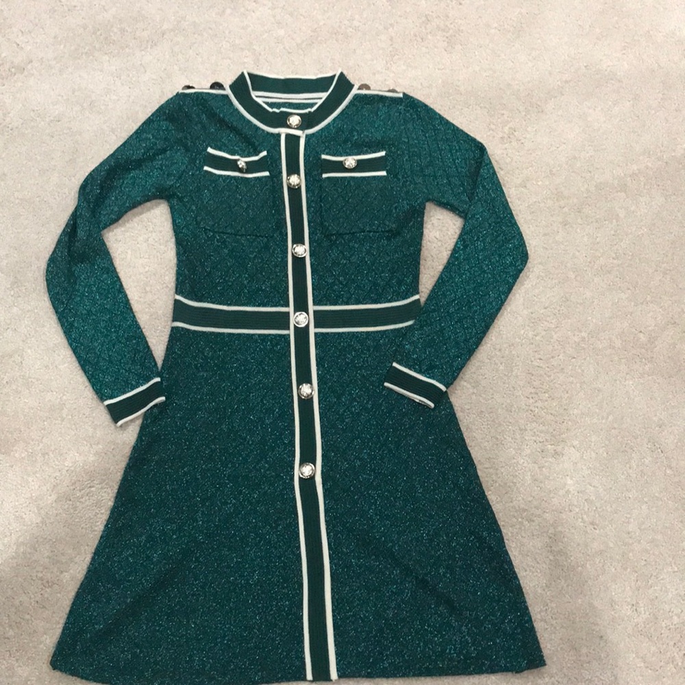 Beautiful dress!